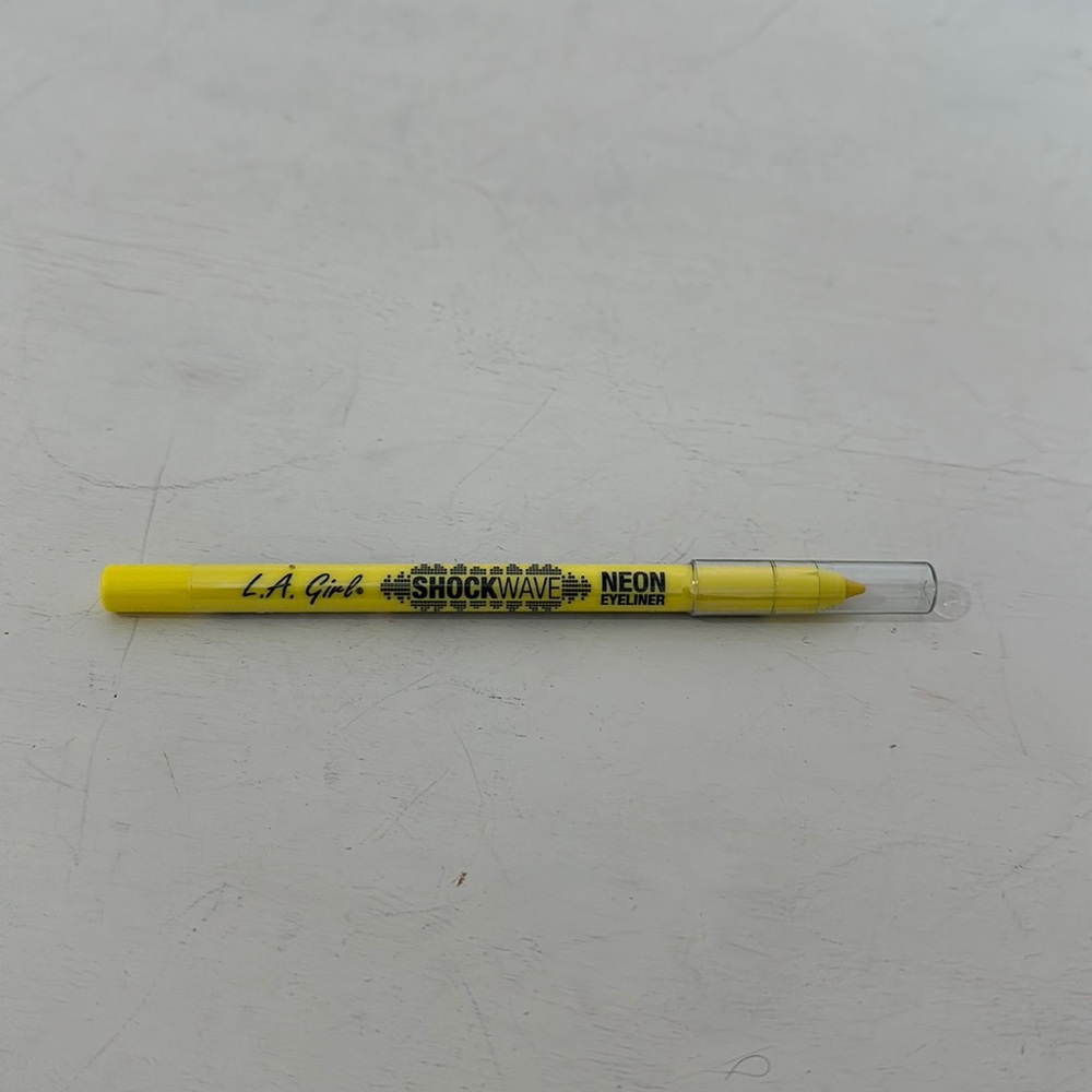 LA girl neon eye liner